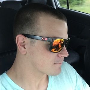 Meet your Posher, Ethan