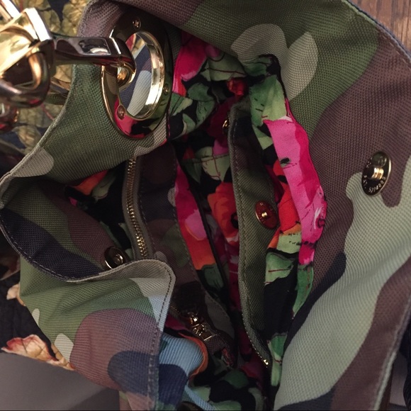 JPK Paris camo bag--see pictures and description - Picture 6 of 8