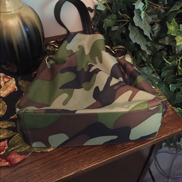JPK Paris camo bag--see pictures and description - Picture 7 of 8