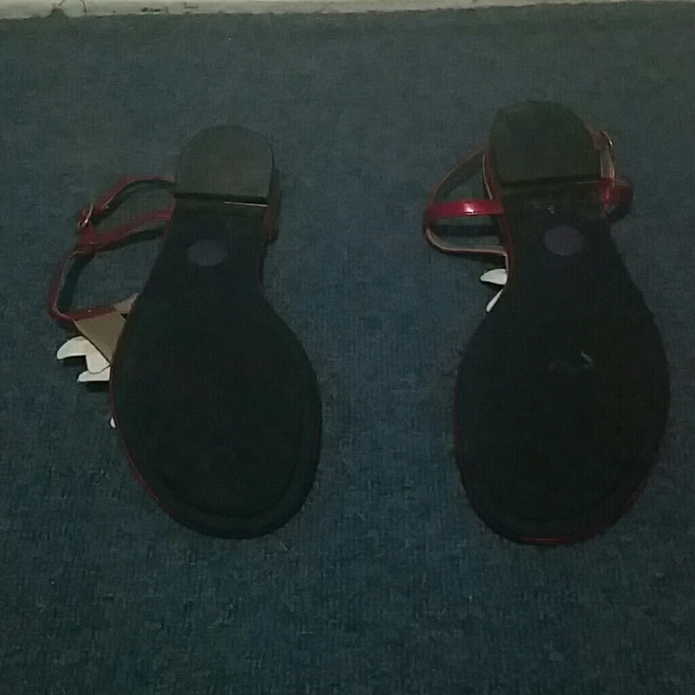 Sandals - Picture 4 of 4