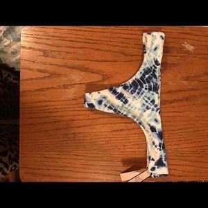 *ON HOLD* Victoria secret bottom