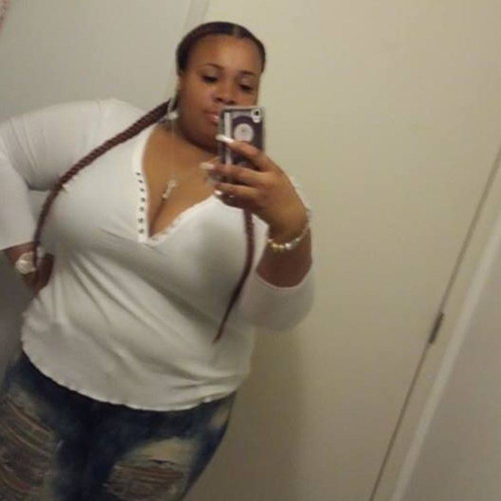 Meet your Posher, Hollystar