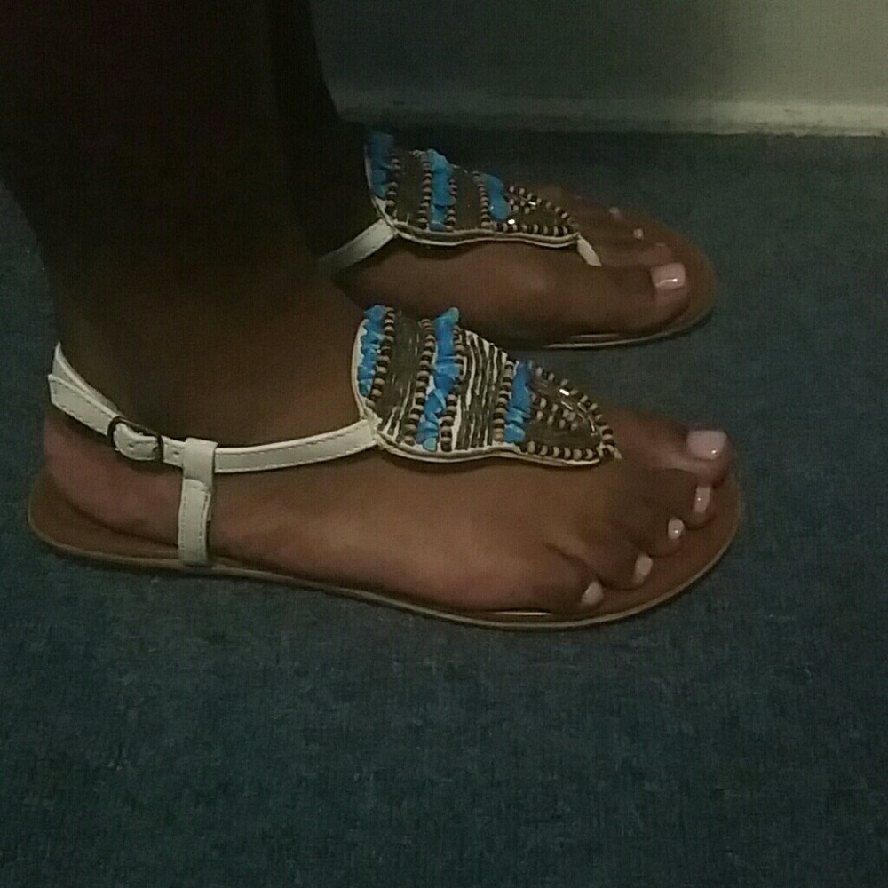 Sandals - Picture 3 of 4