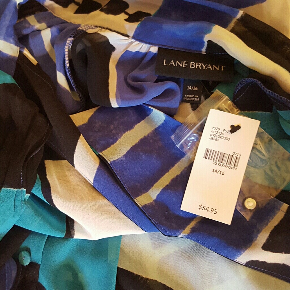 Lane Bryant sheer graphic print blouse - Picture 6 of 6