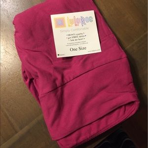 Magenta One Size LuLaRoe leggings