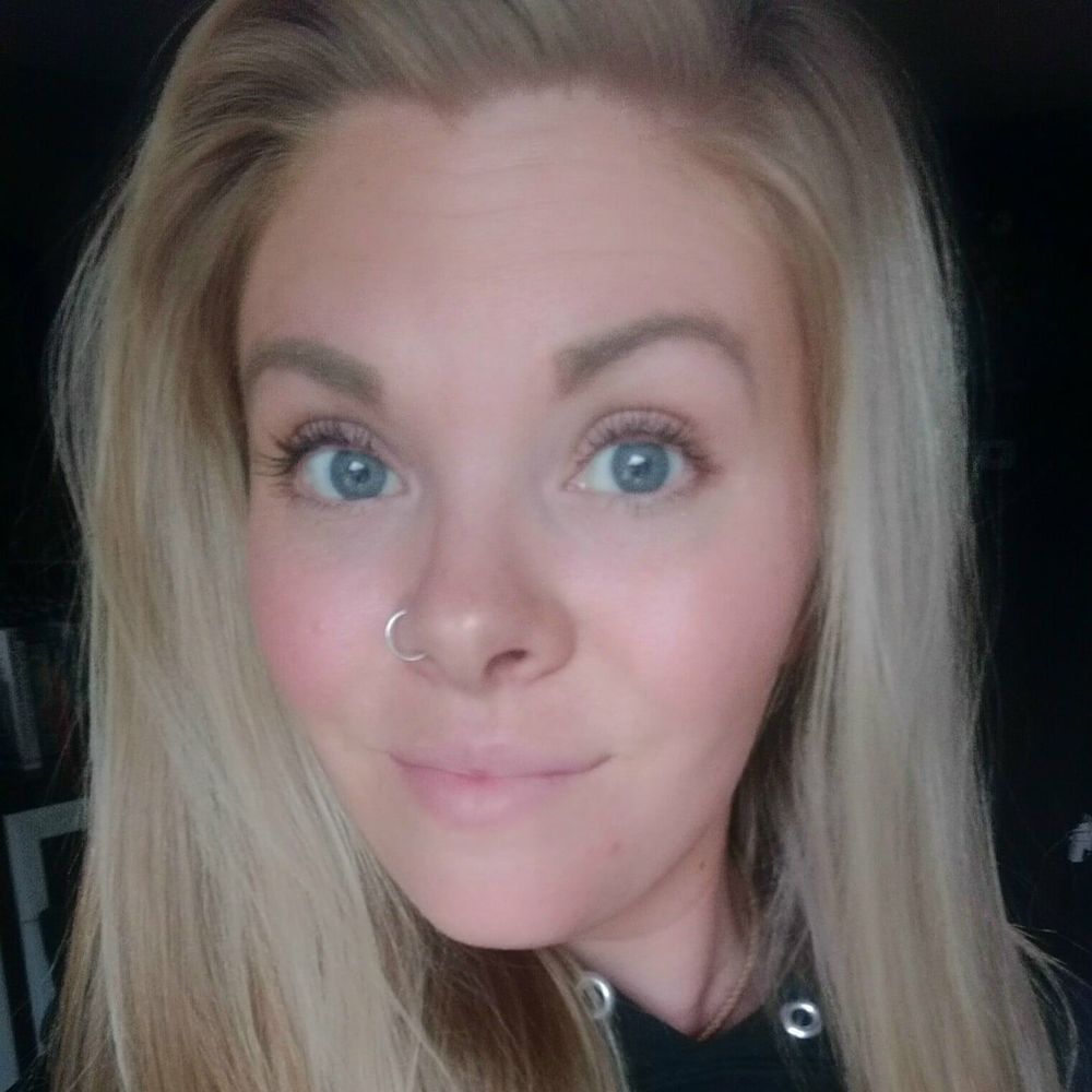 Meet your Posher, Nicole