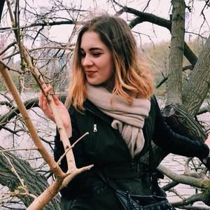 Meet your Posher, Danica