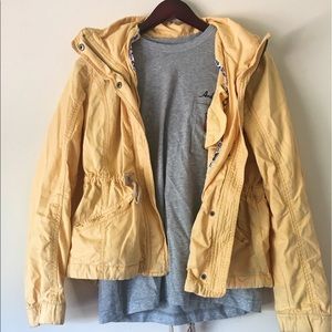 Hollister Pale Yellow Long Sleeve Jacket w/Hood