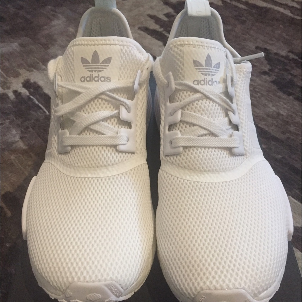 Adidas Men's NMD R1 RUNNER "TRIPLE WHITE" Sz 9