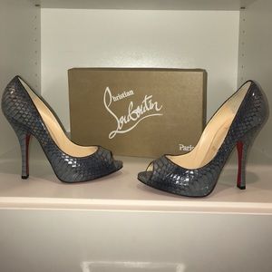 New Christian Louboutin 38.5 water snake heels