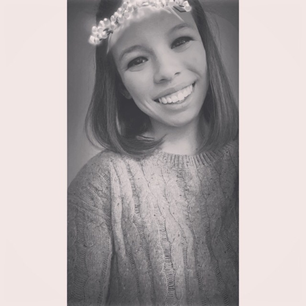 Meet your Posher, Olivia