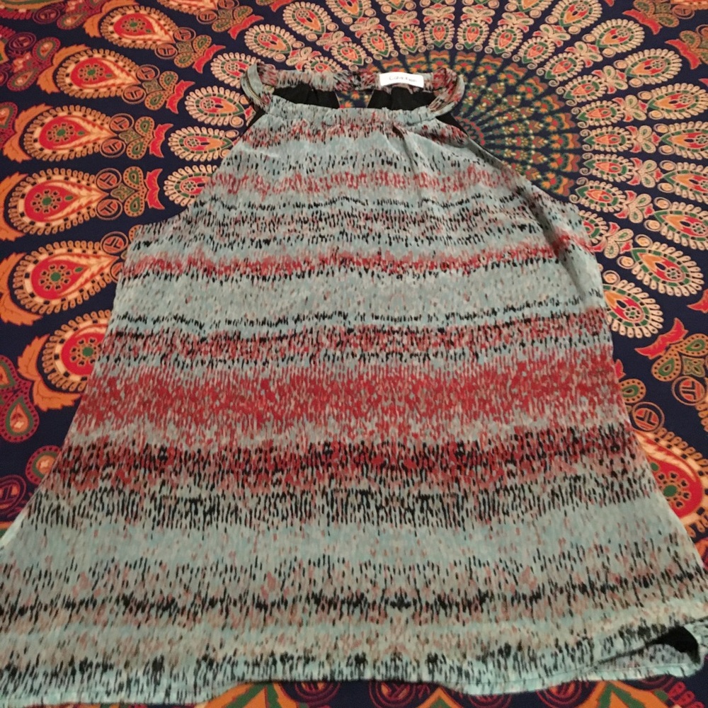 Calvin Klein tank top with detailing!