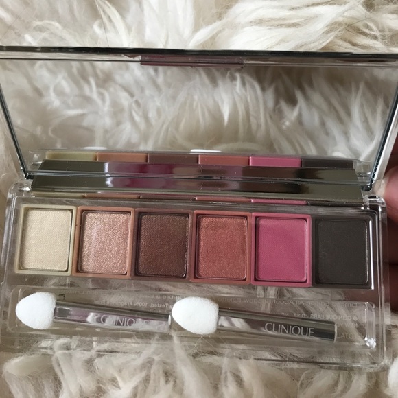 Clinique Other - Clinique Limited Edition All About Shadows Palette