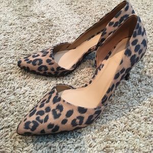 Old Navy Leopard print pumps size 7