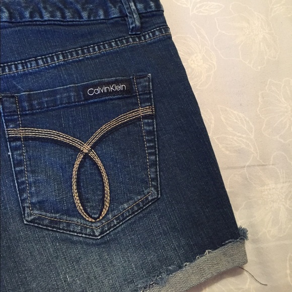 Calvin Klein Jeans shorts - Picture 1 of 4