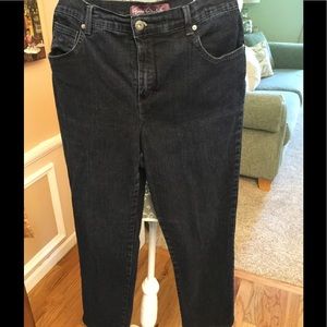 NAVY AMANDA MISSY STRAIGHT LEG JEANS