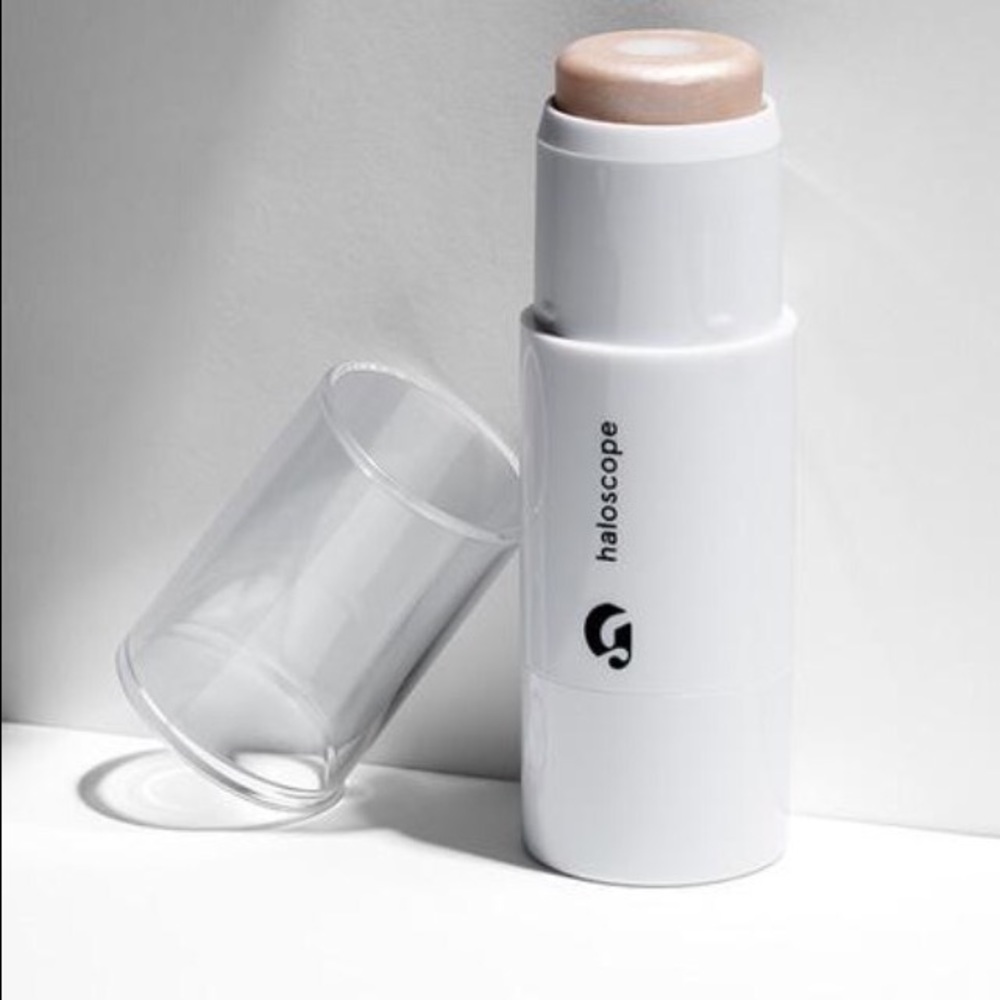 Glossier Haloscope Highlighter in Quartz