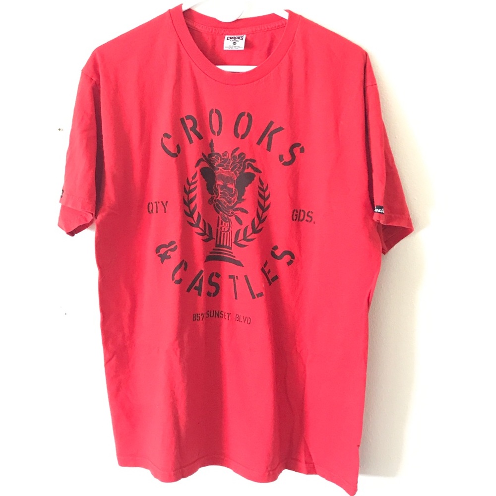 Crooks and castles t shirt