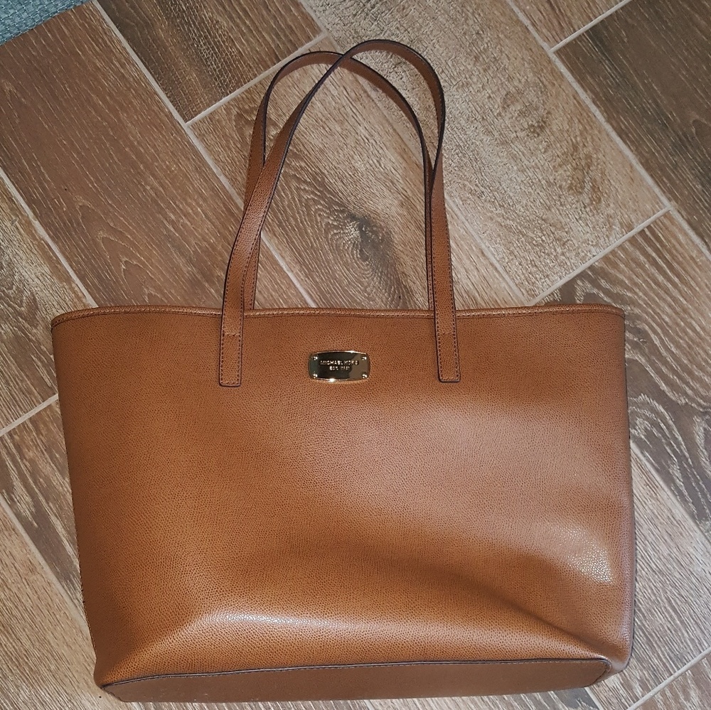 🚫SOLD🚫 Michael Kors Jet Set Travel Tote