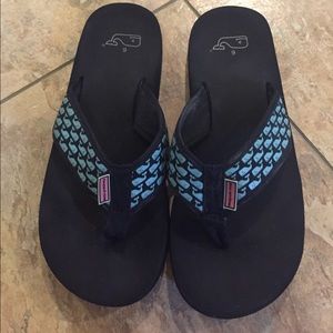 Vineyard Vines flip flops