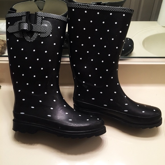 black polka dot rain boots