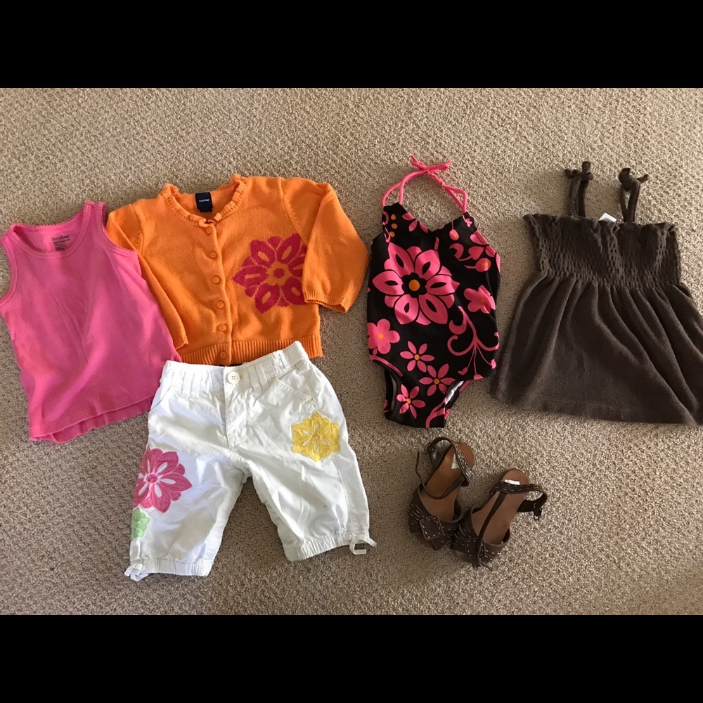Girls Baby Gap Lot, 12-18 Months