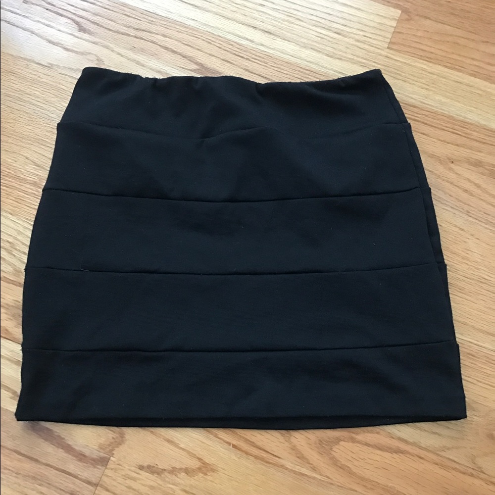 Black body con skirt