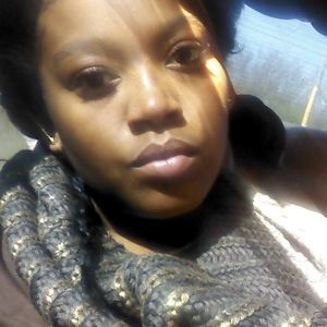 Meet your Posher, Candice