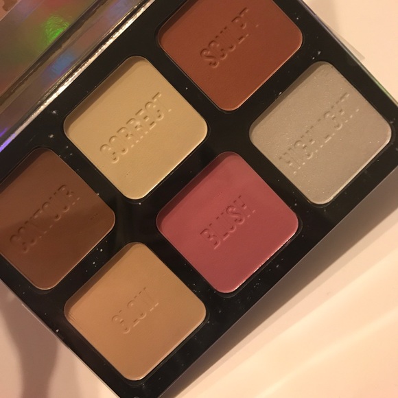 Bebe Contour & Sculpt Palette - Picture 2 of 4