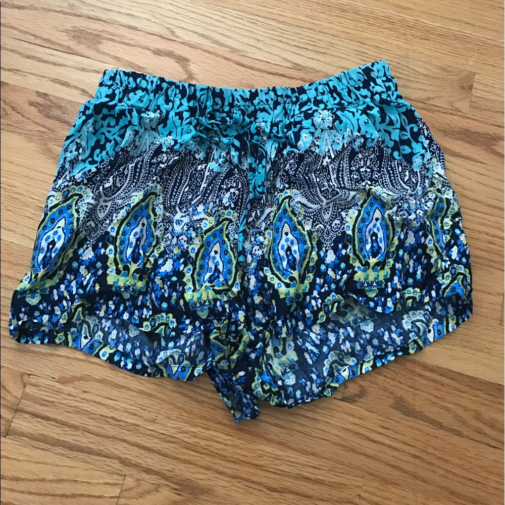 Blue printed flowy shorts