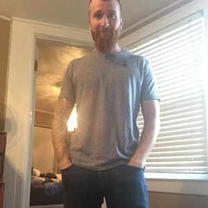 Men's Hurley Tee - Size Medium