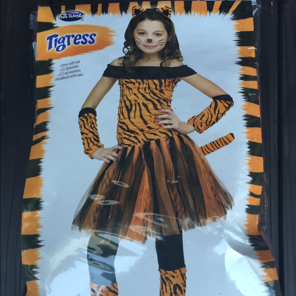 Girl's Tiger Halloween costume