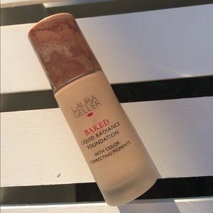 Laura Geller Baked Radiance Foundation- Fair