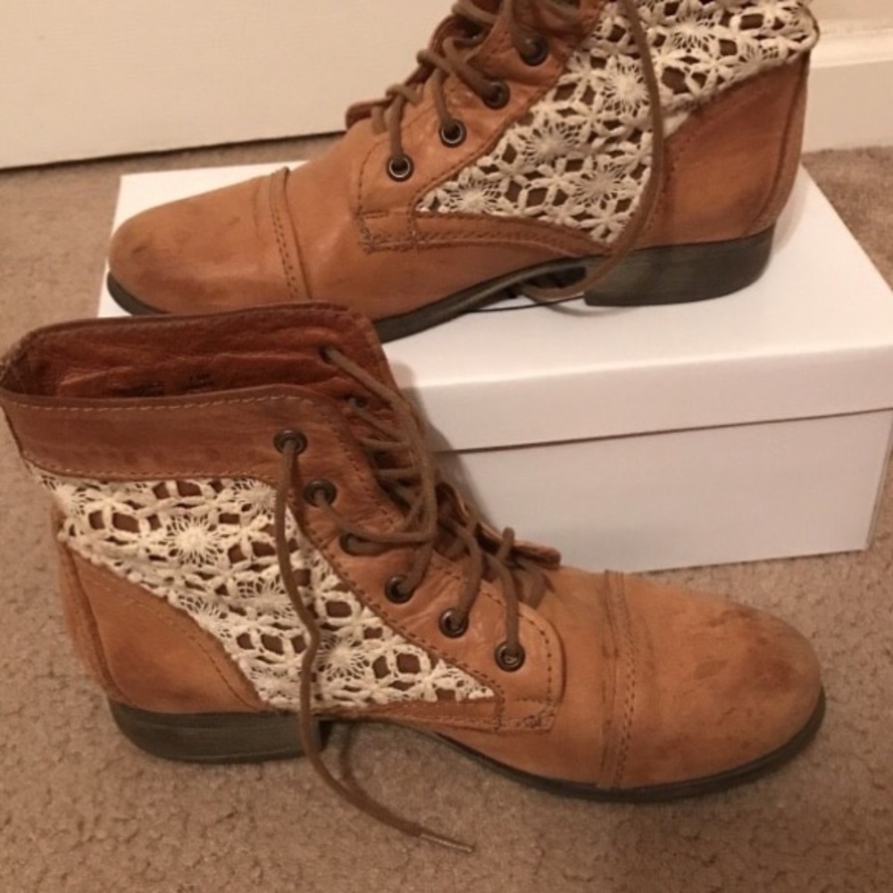 Steve Madden thundr-C Cognac Multi Crocheted lace