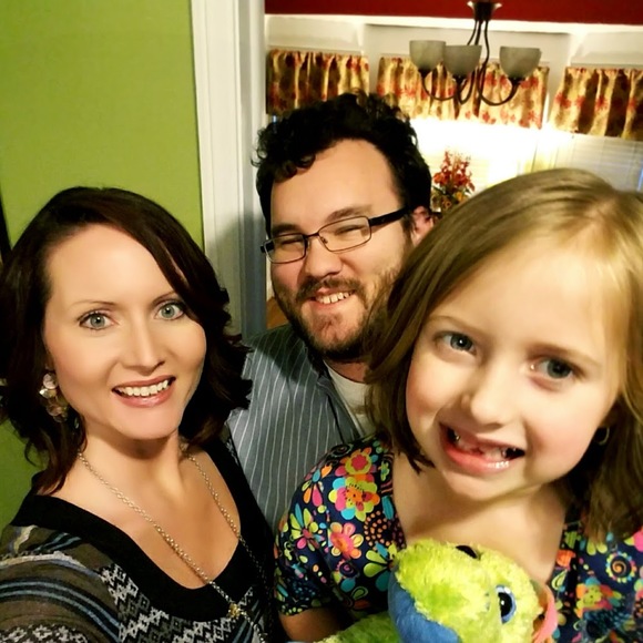 Meet your Posher, Ashley - Picture 1 of 1