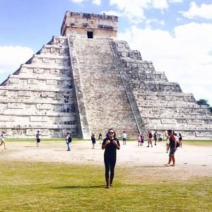 Meet your Posher, Peter