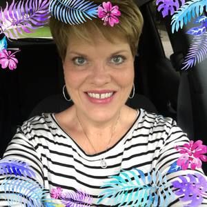 Meet your Posher, Leslie