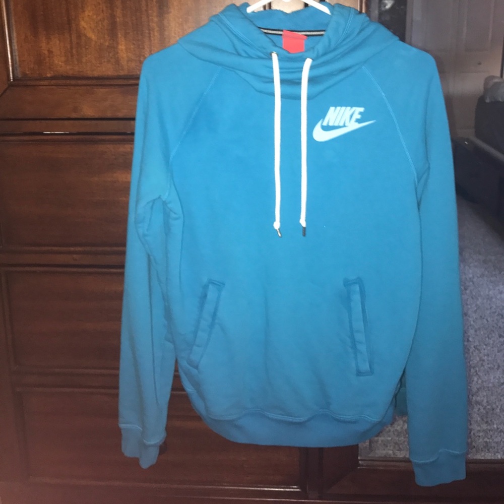 Nike sweatshirt