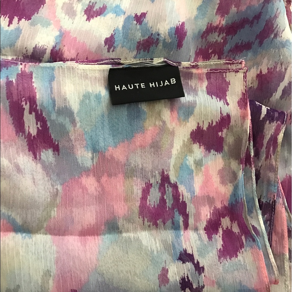 Haute Hijab square scarf