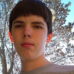 Meet your Posher, Dakota