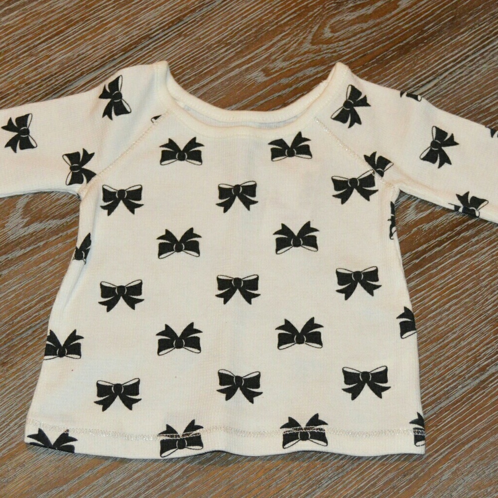 White Thermal Shirt with Navy Bows