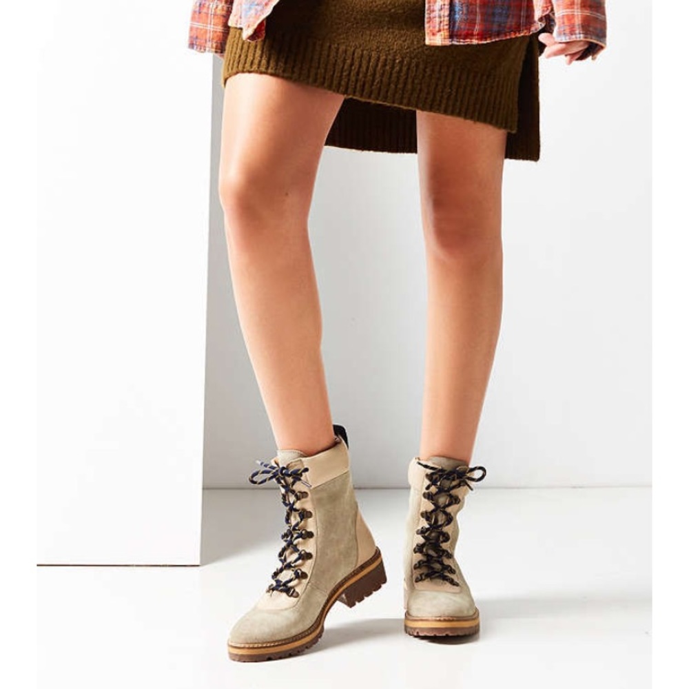 FLASHSALE🌈urban outfitters boots! NEW Sz 7