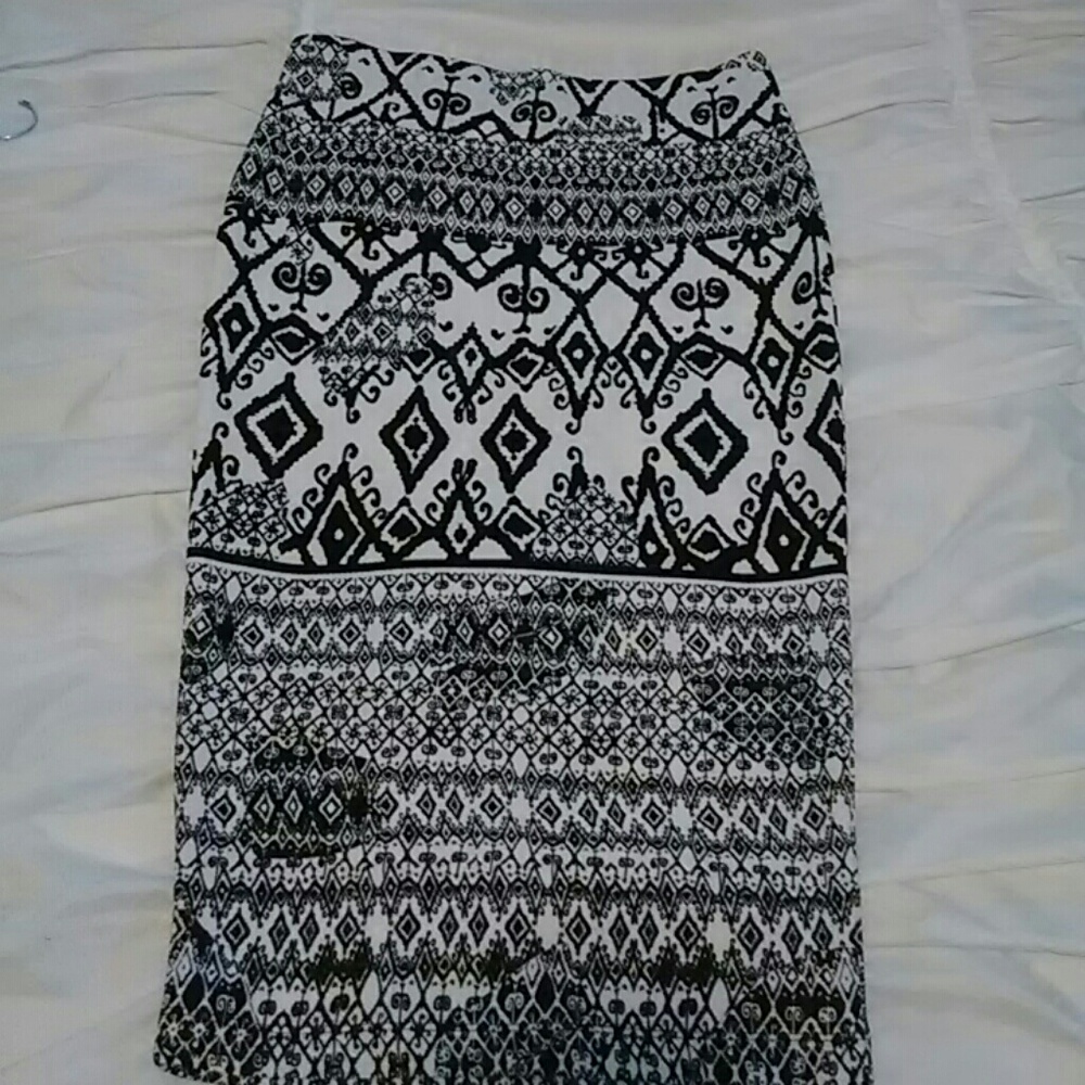 Tribal print pencil skirt