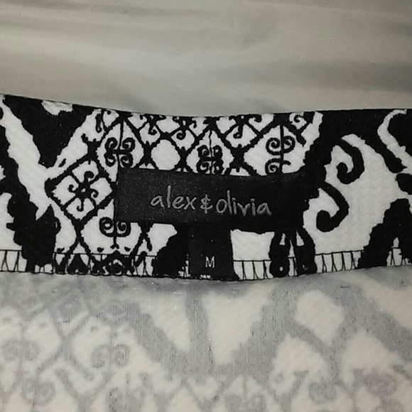 Tribal print pencil skirt - Picture 4 of 4