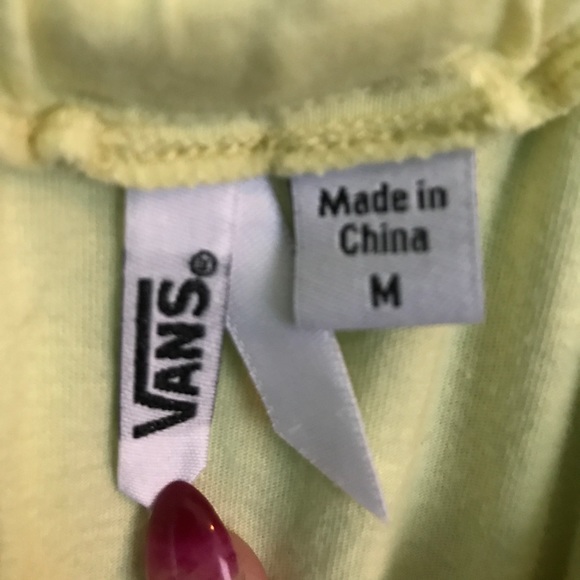 Cute yellow vans dress - Picture 3 of 3