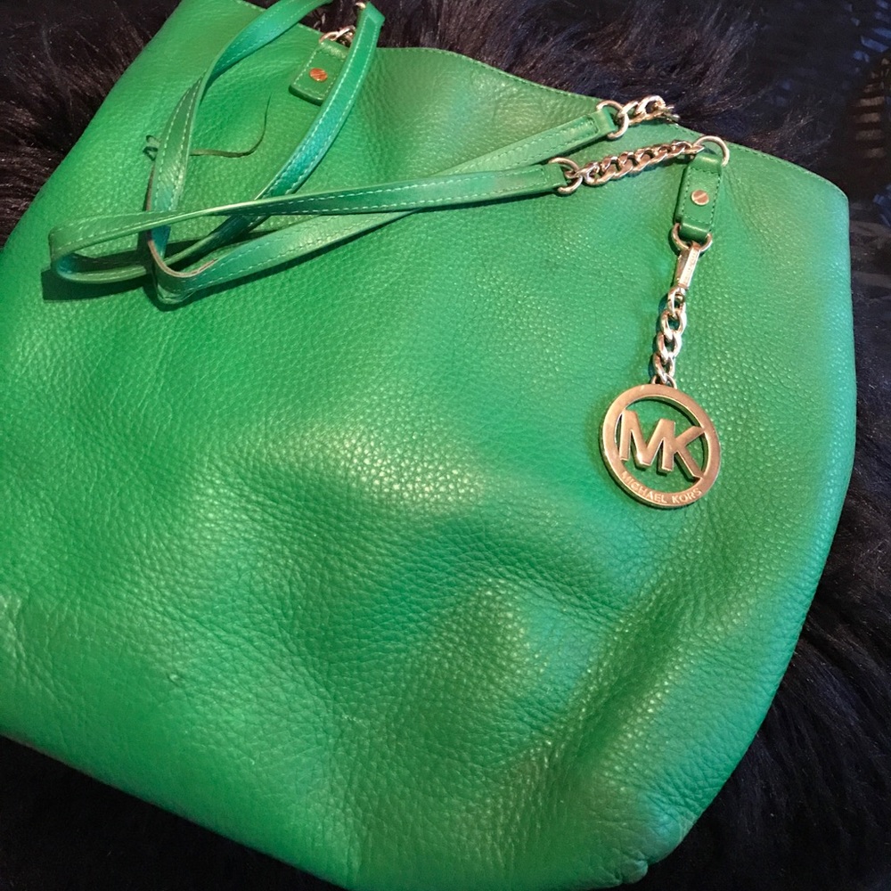 Beautiful green/gold Michael kors purse