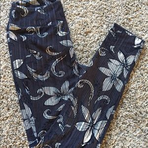 Lularoe OS Leggings