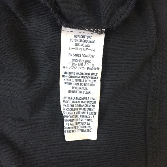 Long Sleeve Arrow Graphic Tee - Picture 6 of 6