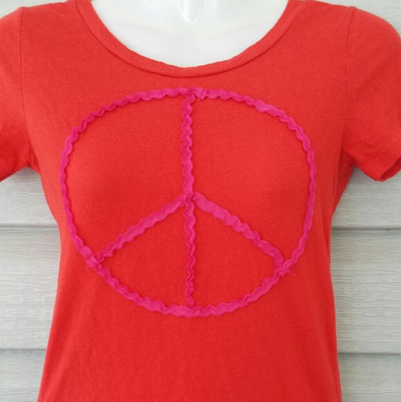 AE Peace Tee Red Magenta Juniors Womens XS - Picture 7 of 7