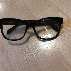 Alexander McQueen glasses